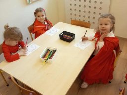 2025-11-05 DZIEŃ POSTACI Z BAJEK (SÓWKI)